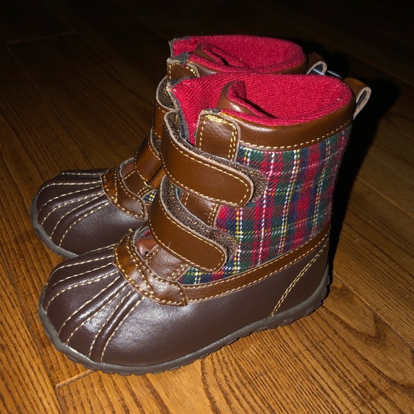 GAP Other - NEW BABY GAP Baby Toddler Boys Thinsulate Boots- 6 GAP Other - NEW BABY GAP Baby Toddler Boys Thinsulate Boots- 6